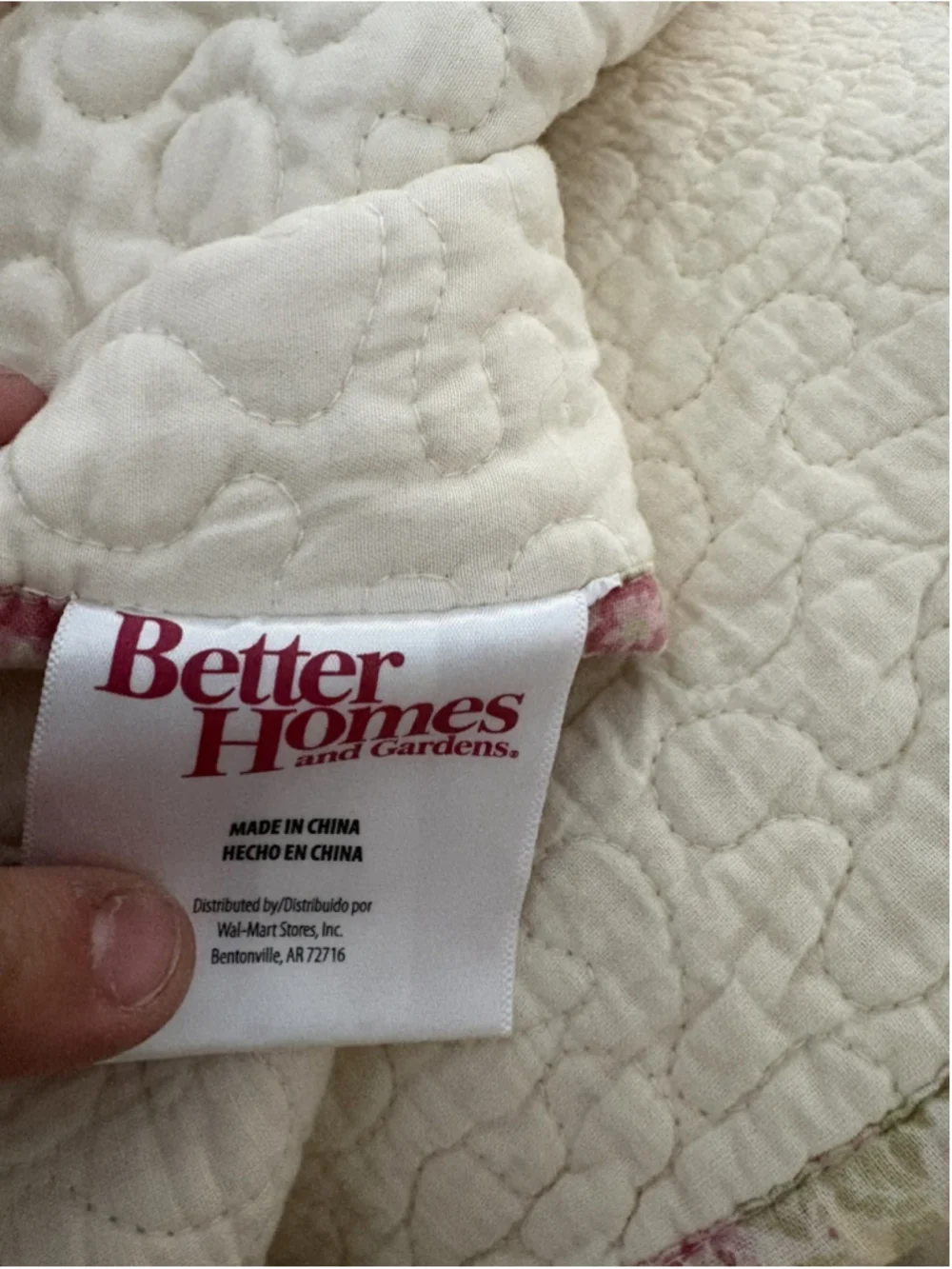 Better Homes & Gardens pashley Queen bedspread Quilt 102 x 118 “